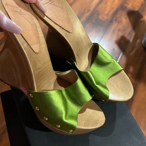 Size 9 Giuseppe Zanotti  Orange Pair Wood Heel Slides